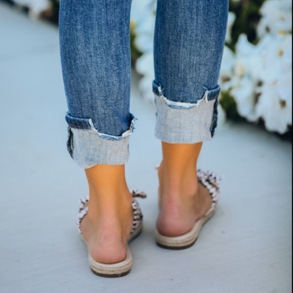 vici Trinidad Knotted Slide Sandal Cheetah Print Gold - Picture 3 of 9